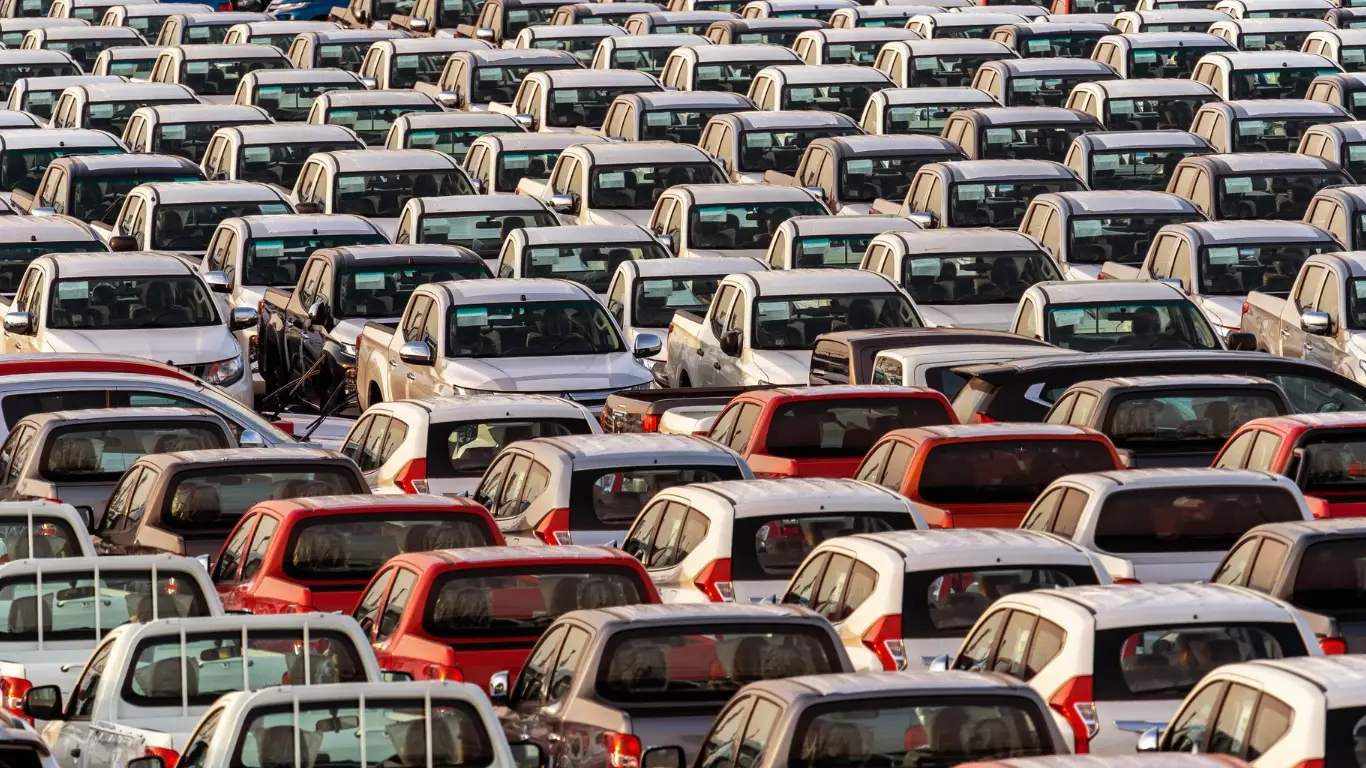 Canadian car market 2025